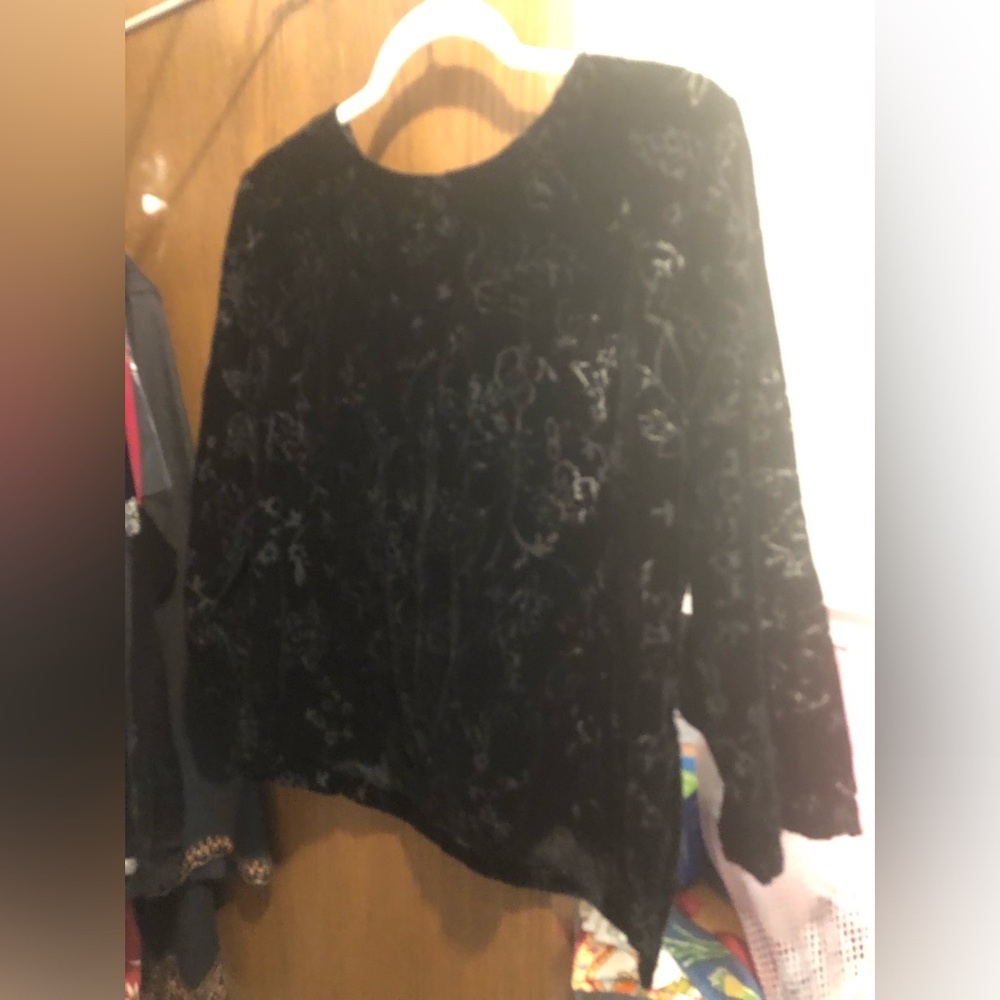 Hot Cotton Marc Ware by Marc Jacobs Burnt Velvet Shirt-749 $65 or $60 w/offer